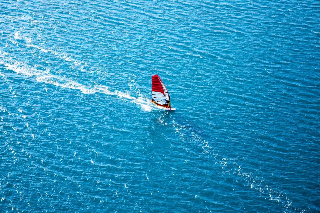 Kendhoo Avani Plus Fares Maldives Resort - 50 Percent Off On Seaplane Transfer For Minimum Stay Of 3 Nights And More For Stays Until 31 October 2025 מראה חיצוני תמונה